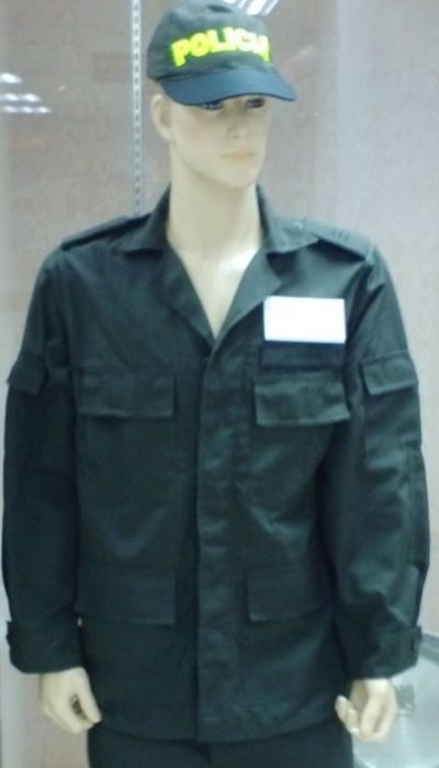 ﻿哥倫比亞警察制服