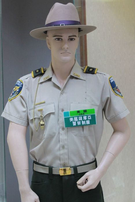 美屬薩摩亞警察制服