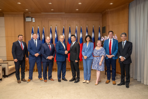 張副秘書長接見「美國東南地區州議會領袖」訪團