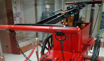 1940年日製人力消防幫浦圖片