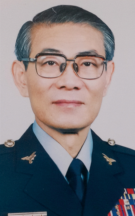 謝瑞智先生